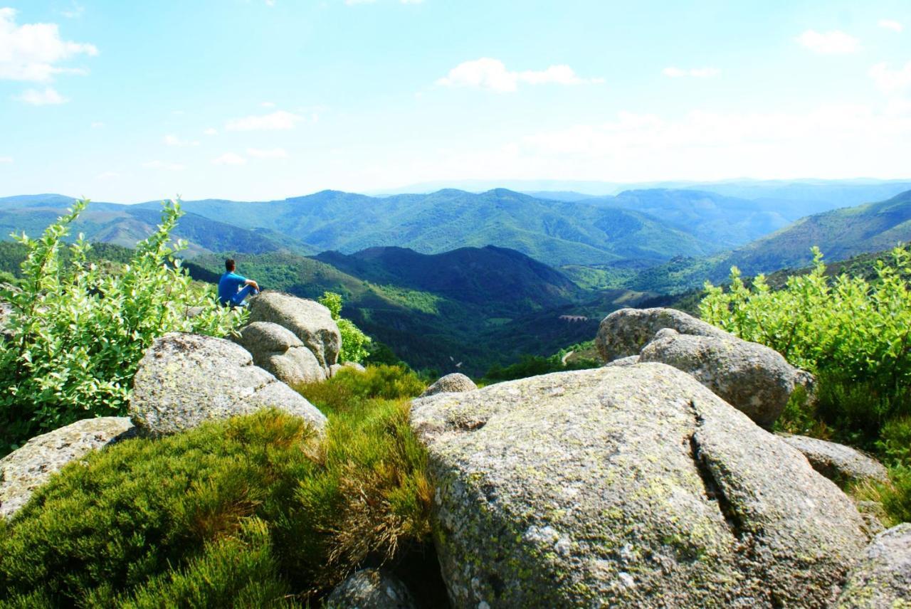 Gites La Boletiere Saint-Étienne-du-Valdonnez Zewnętrze zdjęcie